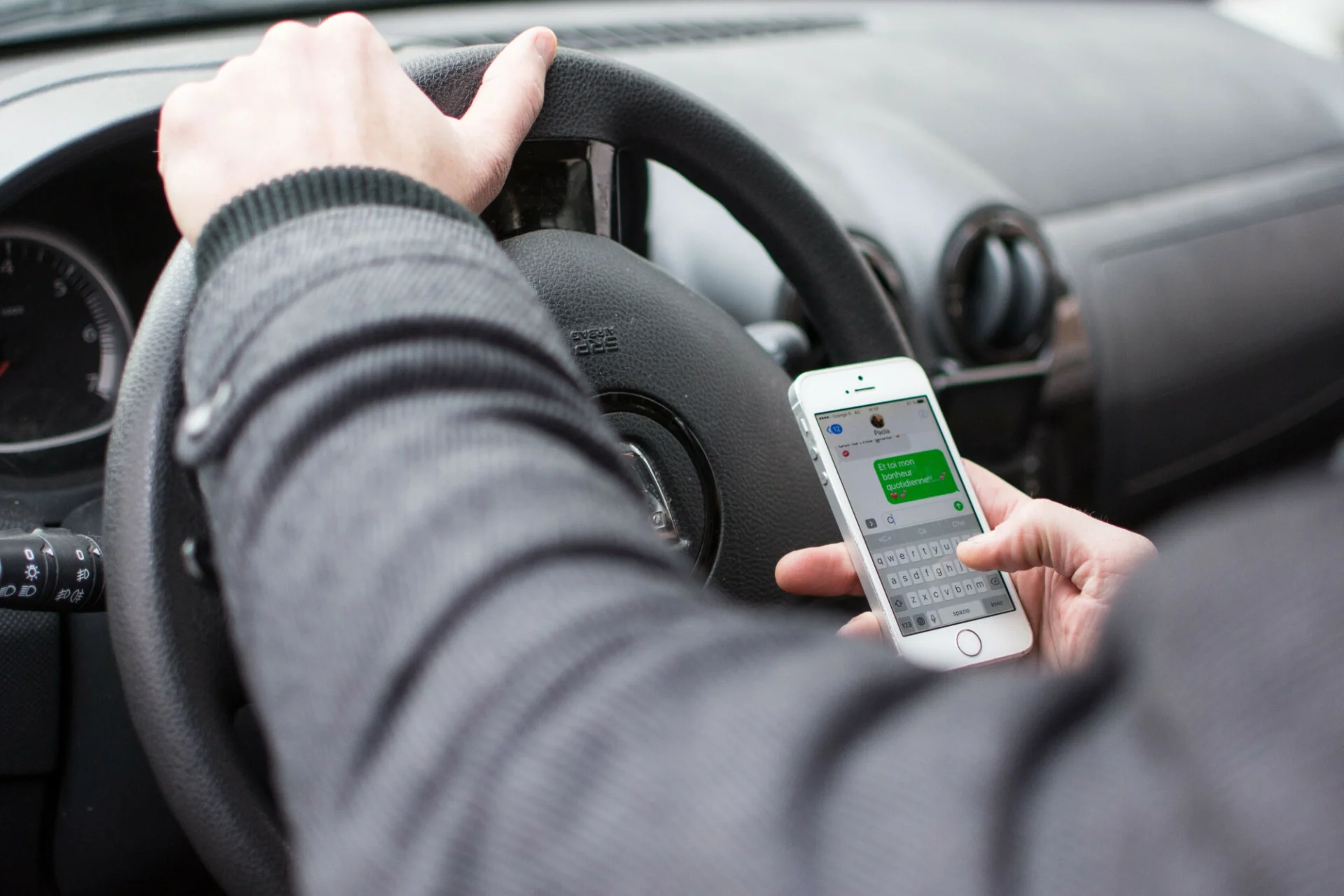 7 milionów osób dostanie specjalne SMS-y od Ministerstwa Zdrowia.