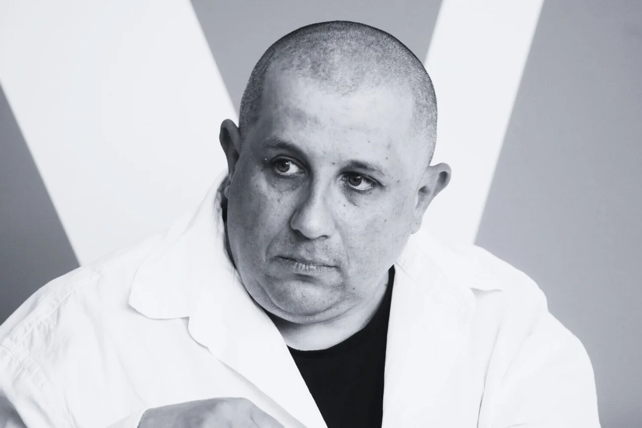 Marcin Wicha nie żyje. O czym jest książka "Rzeczy, których nie wyrzuciłem"?
