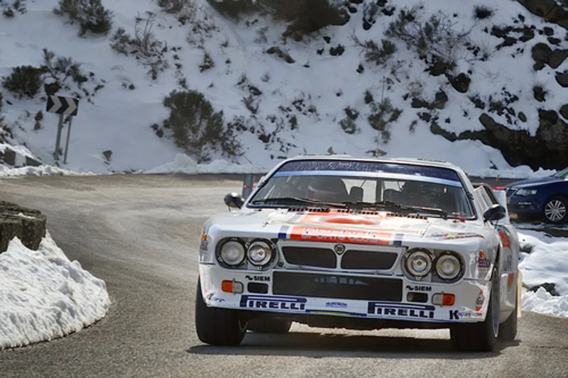 Do historii przechodzi marka Lancia, która słynęła nie tylko ze zbyt drogich aut miejskich, ale i legend motorsportu.