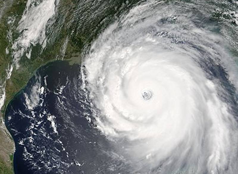 Czym różni się huragan od orkanu?