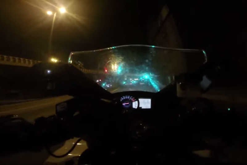 Prokuratura umorzyła śledztwo w sprawie pirata z Trójmiasta, który pędził 250 km/h.