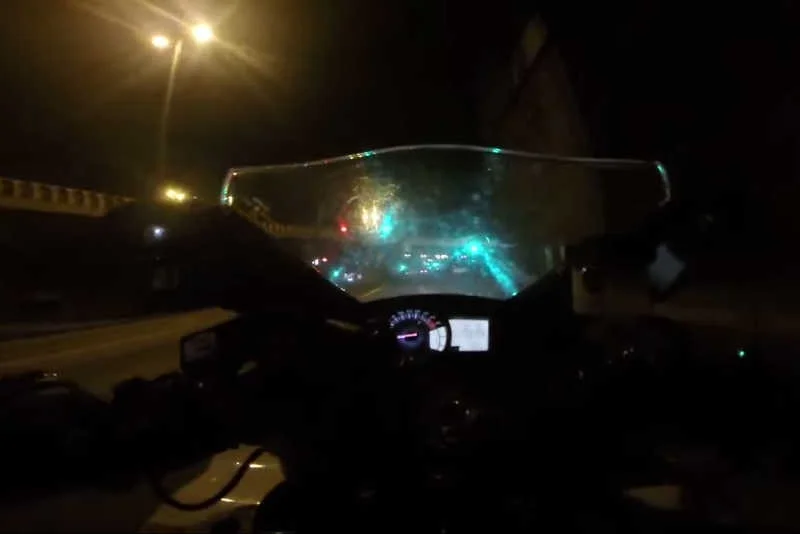 Prokuratura umorzyła śledztwo w sprawie pirata z Trójmiasta, który pędził 250 km/h.