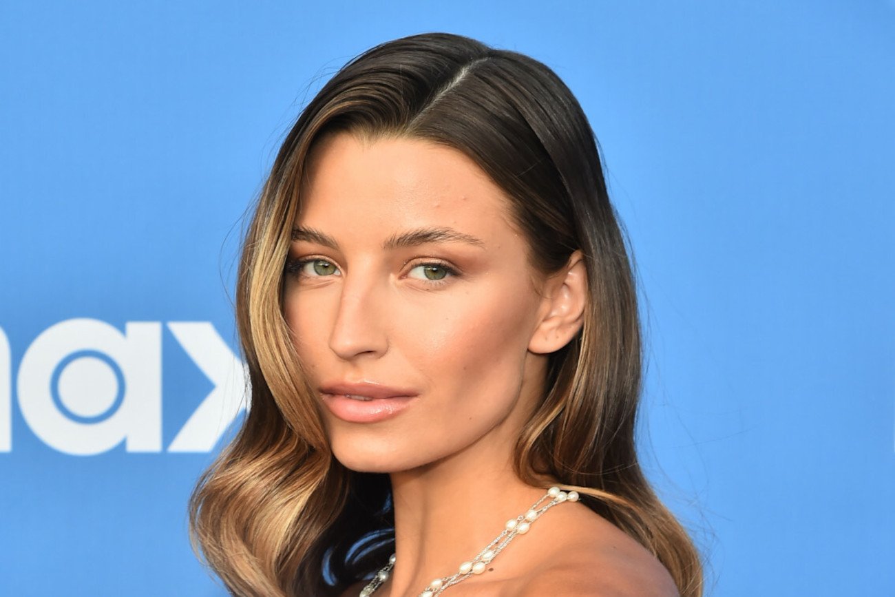 Kłopoty Julii Wieniawy z nowym singlem "Sobą tak".