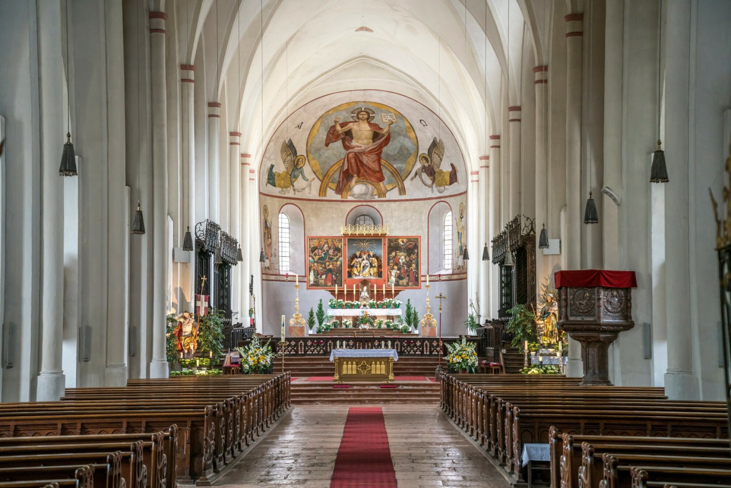 Wnętrze kościoła w Bad Reichenhall
