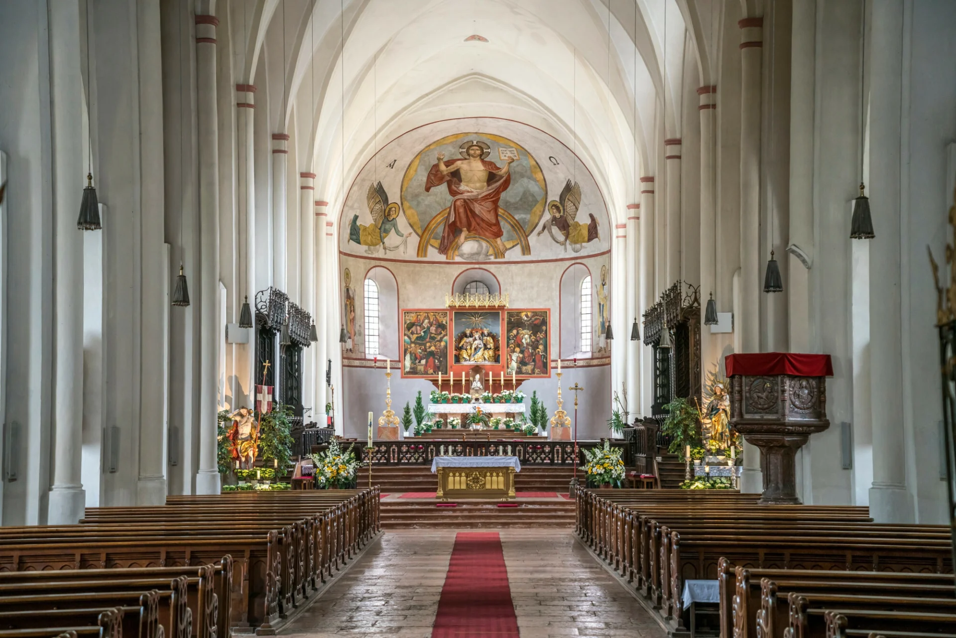 Wnętrze kościoła w Bad Reichenhall
