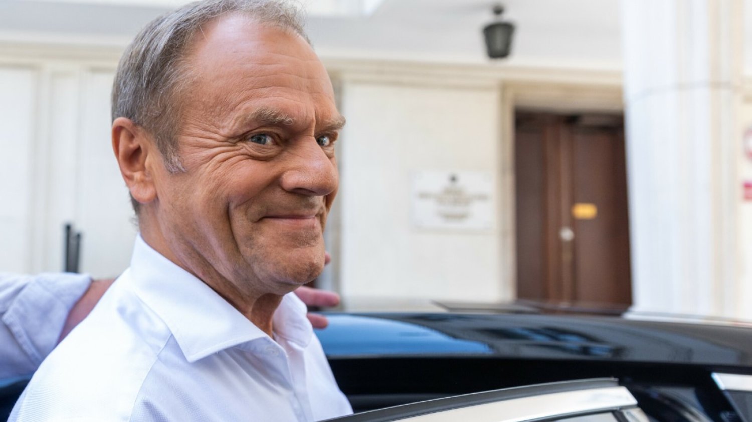 Donald Tusk mówi o "kapitulacji PiS"