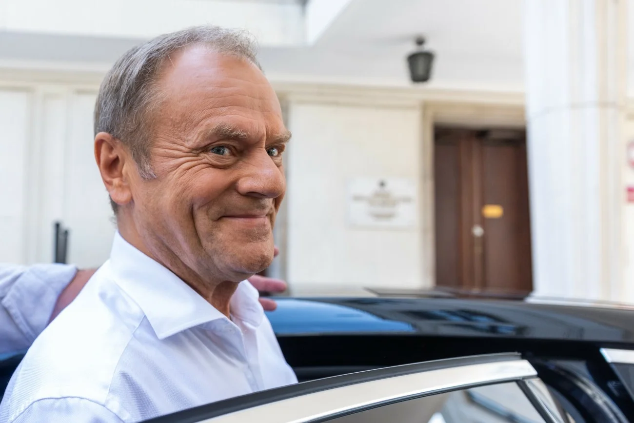 Donald Tusk mówi o "kapitulacji PiS"