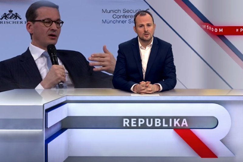 Anglojęzyczny program TV Republika ma jedną misję – "otworzyć oczy ślepców".