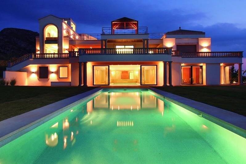 Willa na Majorce od frontu