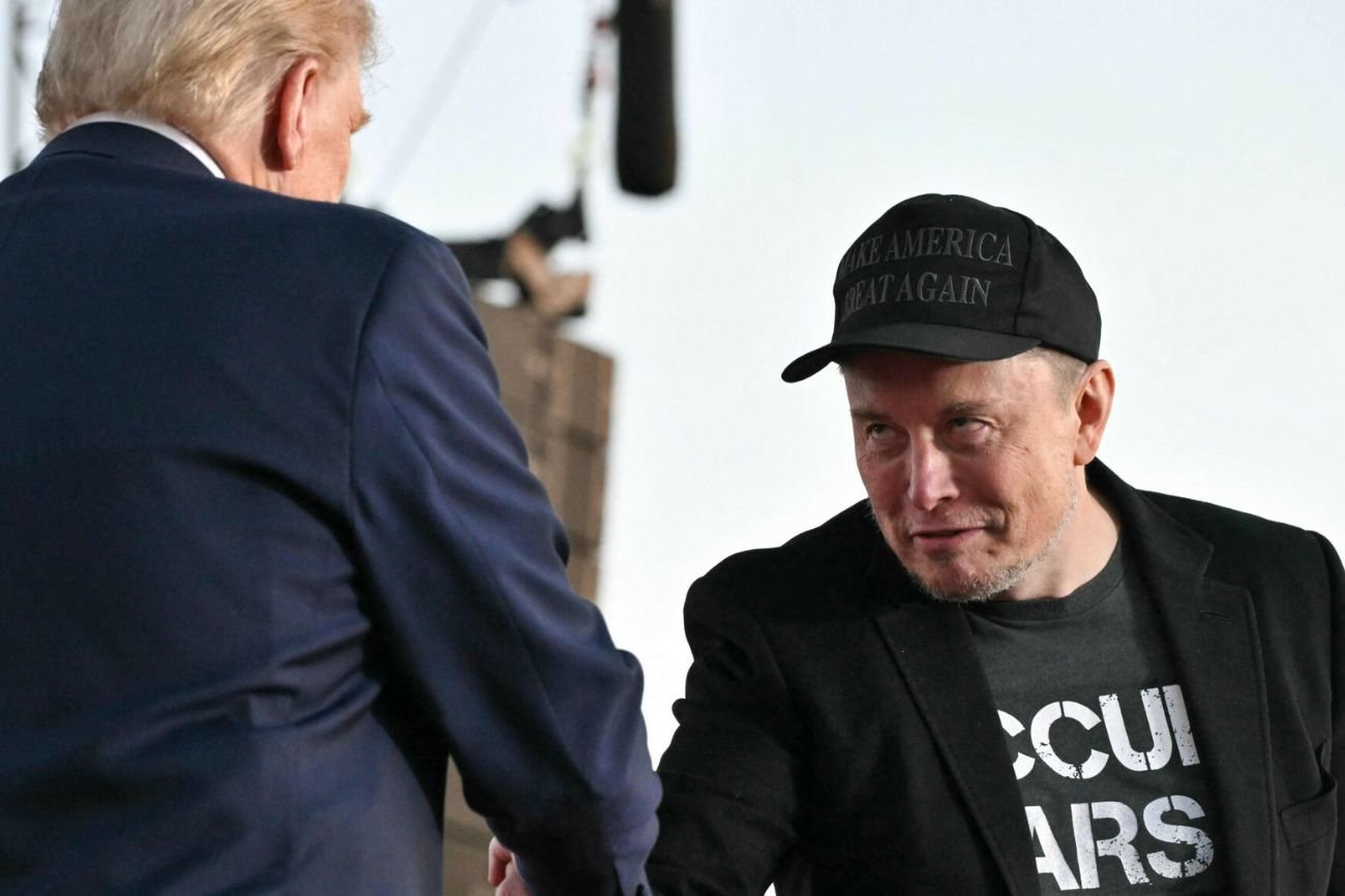 Elon Musk stworzył raj dla rosyjskich trolli. Tak pomaga w wygranej Trumpowi