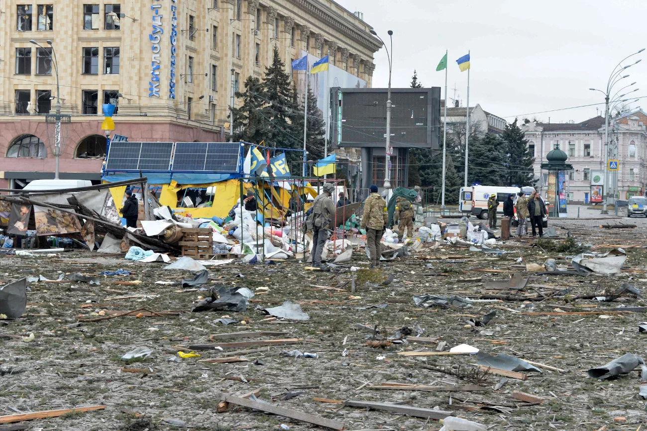 Amnesty International przeanalizowało filmy, zdjęcia oraz fotografie satelitarne, aby zbadać okoliczności rosyjskich ataków podczas inwazji na Ukrainę.