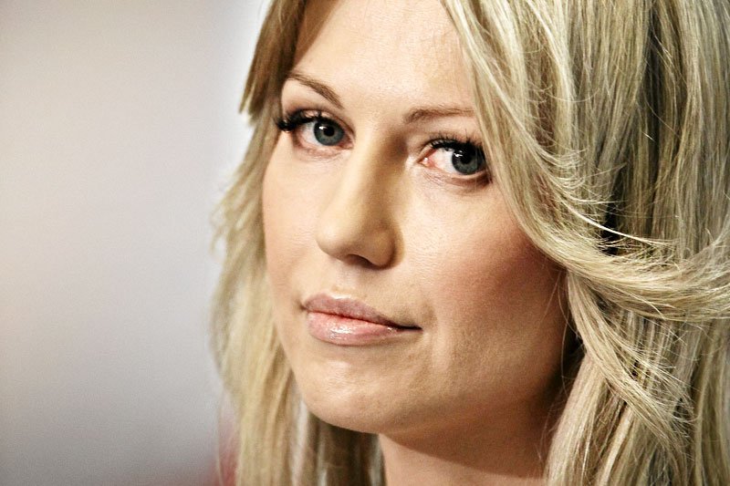 Na Facebooku popularność zyskuje akcja "Chcemy Magdaleny Ogórek w Playboyu".