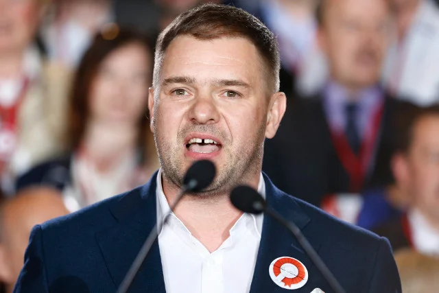 Teatr Tomasza Karolaka potrzebuje przynajmniej 3 mln zł na sezon