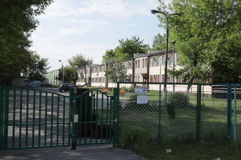 Nowe ognisko koronawirusa wykryto w ośrodku dla cudzoziemców na warszawskim Targówku.
