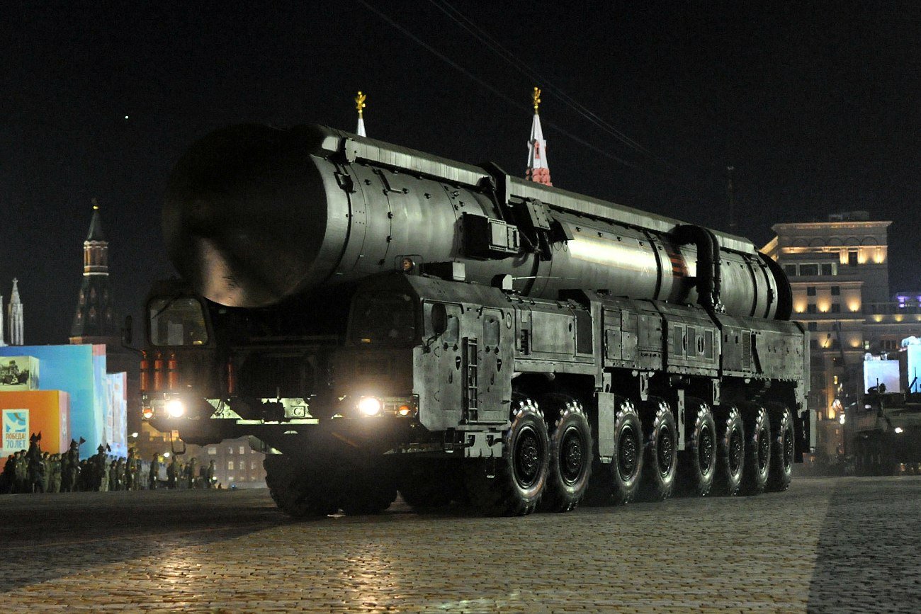 Rosyjskie rakiety atomowe RT-2PM2 Topol-M.