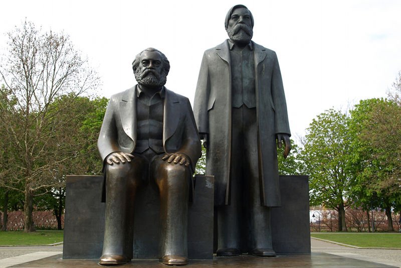 Czy w XXI wieku powinniśmy jeszcze pamiętać o Karolu Marksie?