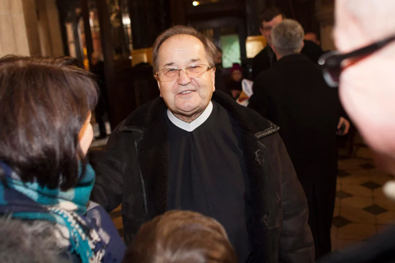 Ojciec Tadeusz Rydzyk mieszka bardzo skromnie w swoim klasztorze w Toruniu.