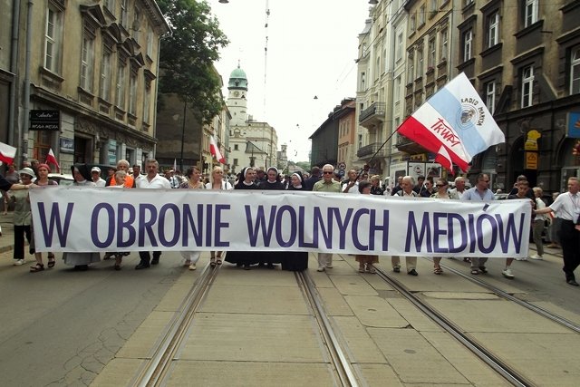 TV Trwam została przez respondentów uznana za najbardziej stronniczą stację telewizyjną