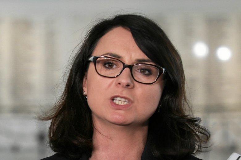 Kamila Gasiuk-Pihowicz w ostrych słowach podsumowała wystąpienie marszałka seniora Antoniego Macierewicza.