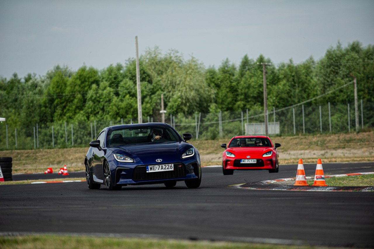 Sportowe Toyoty chętnie pokazują pazur.