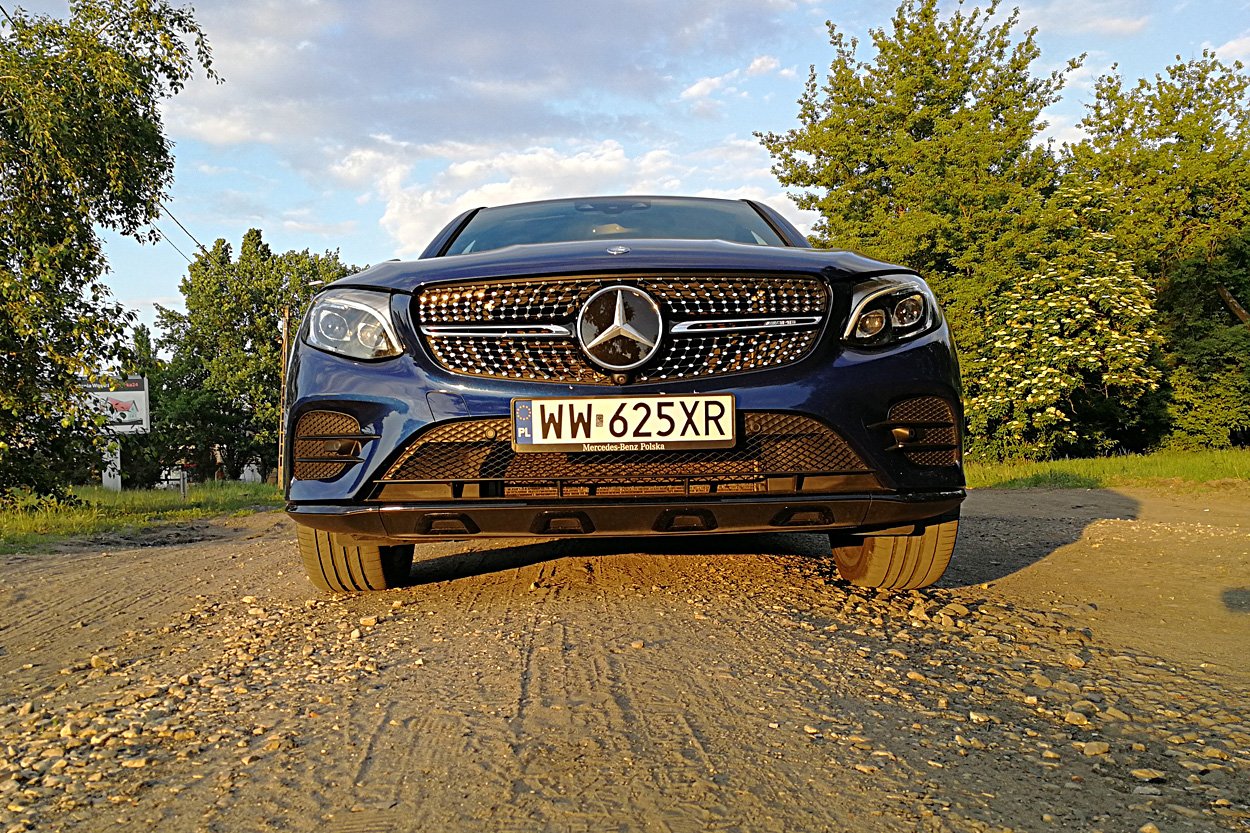 Mercedes GLC43 AMG to egzotyczne połączenie SUV-a z Coupe. Efekt zachwyci fanów ładnych samochodów.