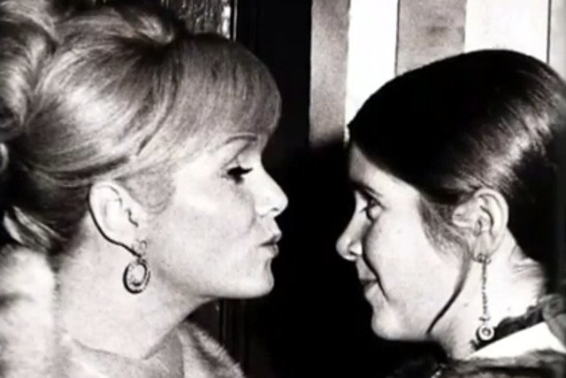 Debbie Reynolds odeszła dzień po swojej córce.