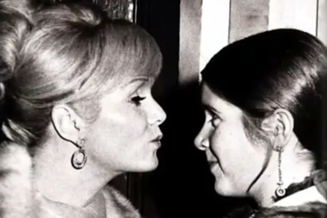 Debbie Reynolds odeszła dzień po swojej córce.