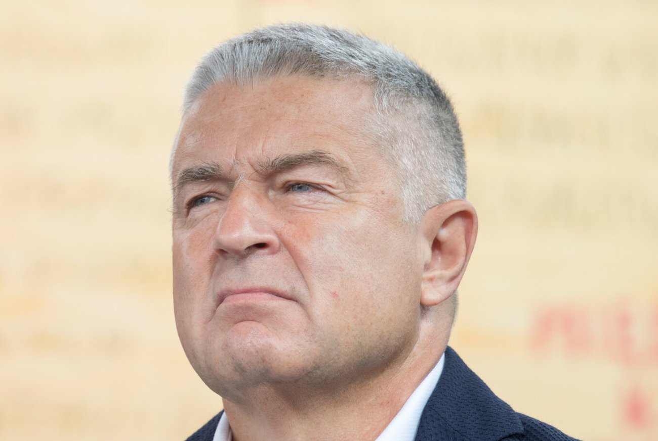 Władysław Frasyniuk usłyszał zarzuty dot. zniesławienia polskich żołnierzy.