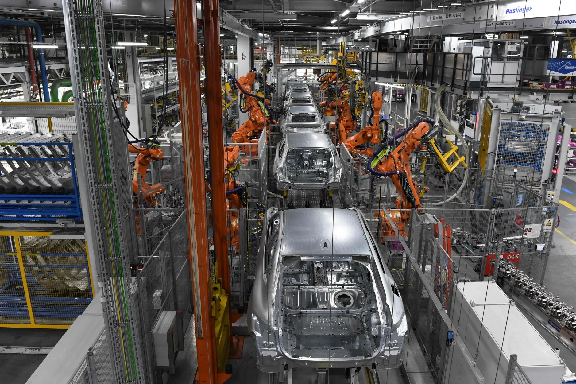 Sprzedaż niemieckich aut w USA wzrosła. Nowe dane VW i BMW