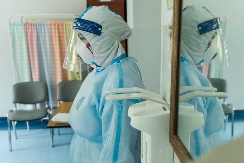 Duży wzrost zakażeń koronawirusem na Śląsku i Mazowszu.