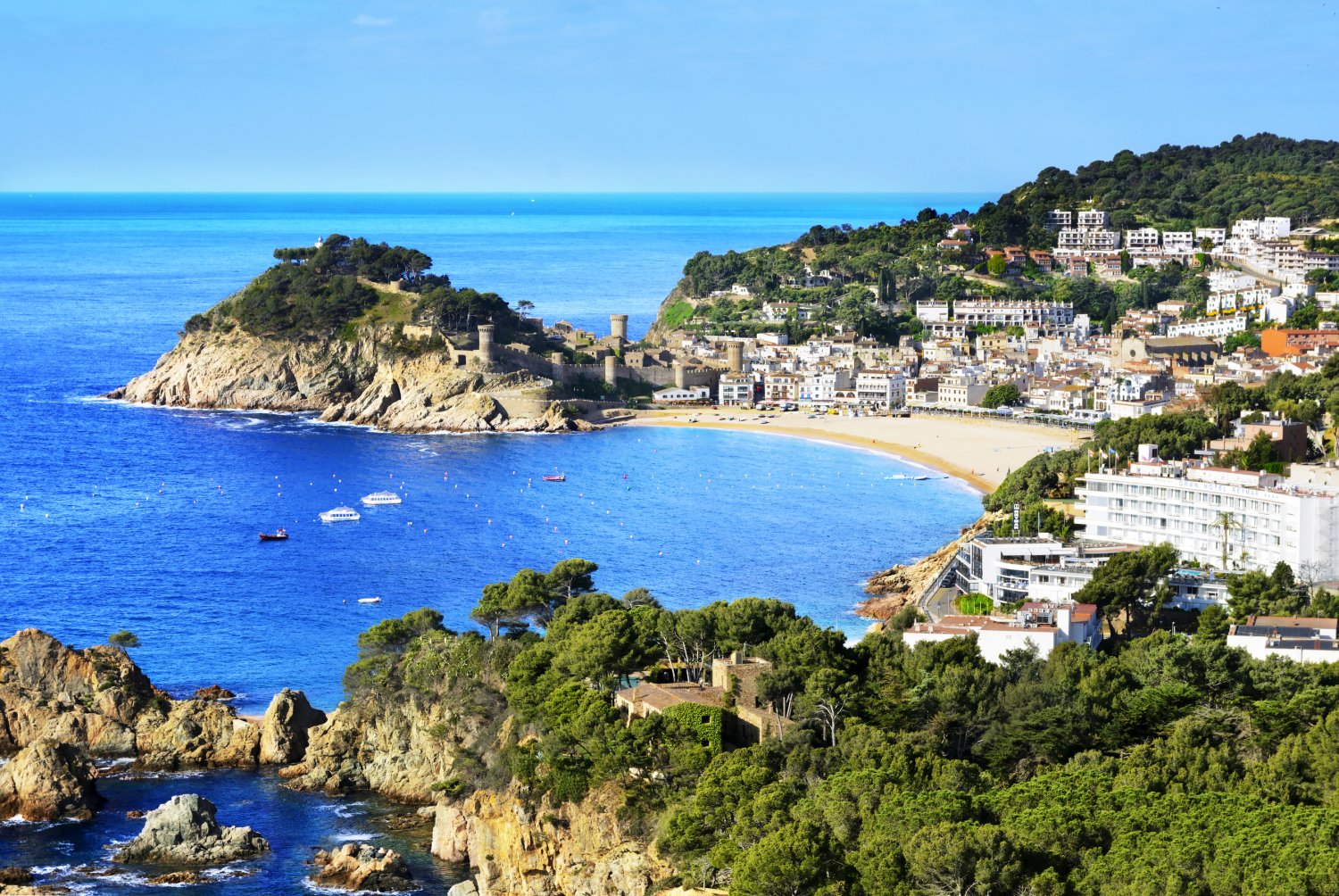 Biura podróży już dziś kuszą ofertami na lato 2017.