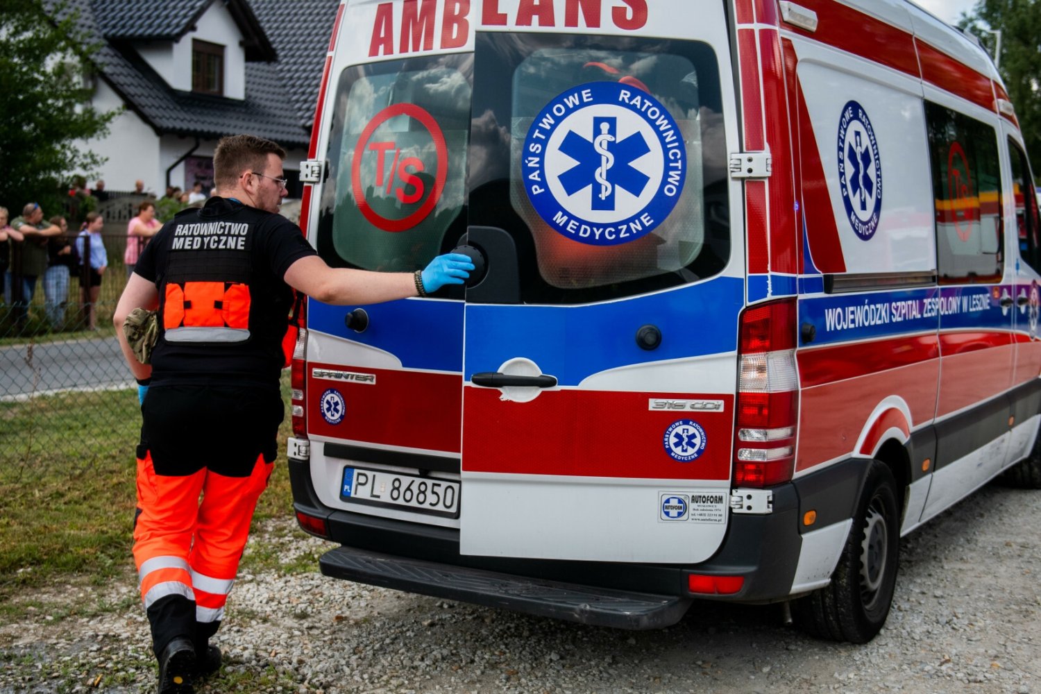 Stopnica. Trybuna w cyrku zawaliła się z ludźmi, były tam dzieci (zdjęcie ilustracyjne).