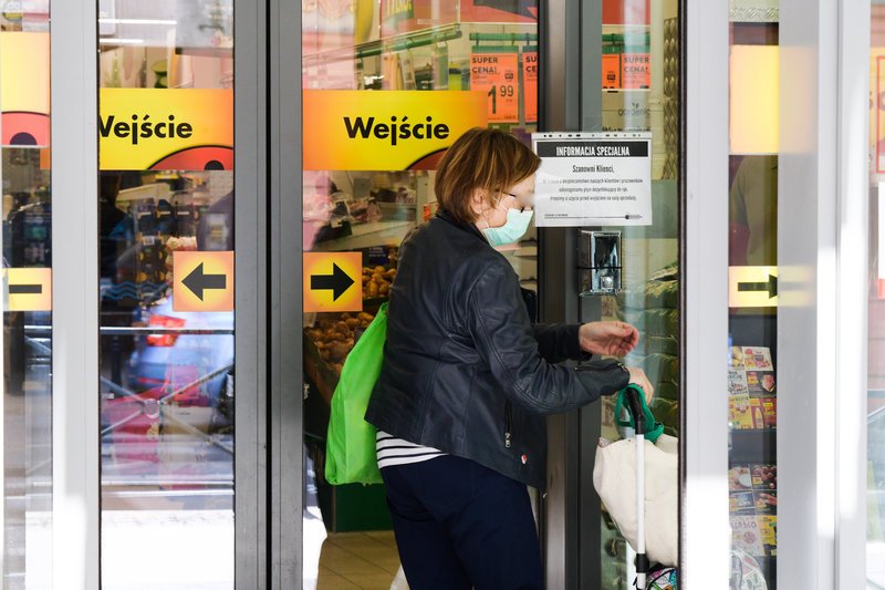 U jednego z pracowników Biedronki w Swarzędzu wykryto koronawirusa.