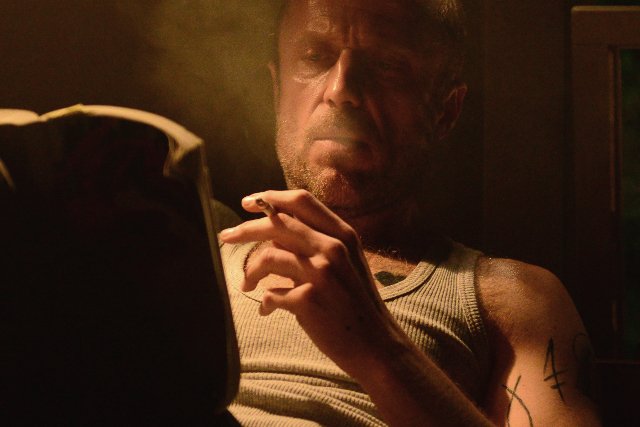 Łukasz Simlat w "Amoku".