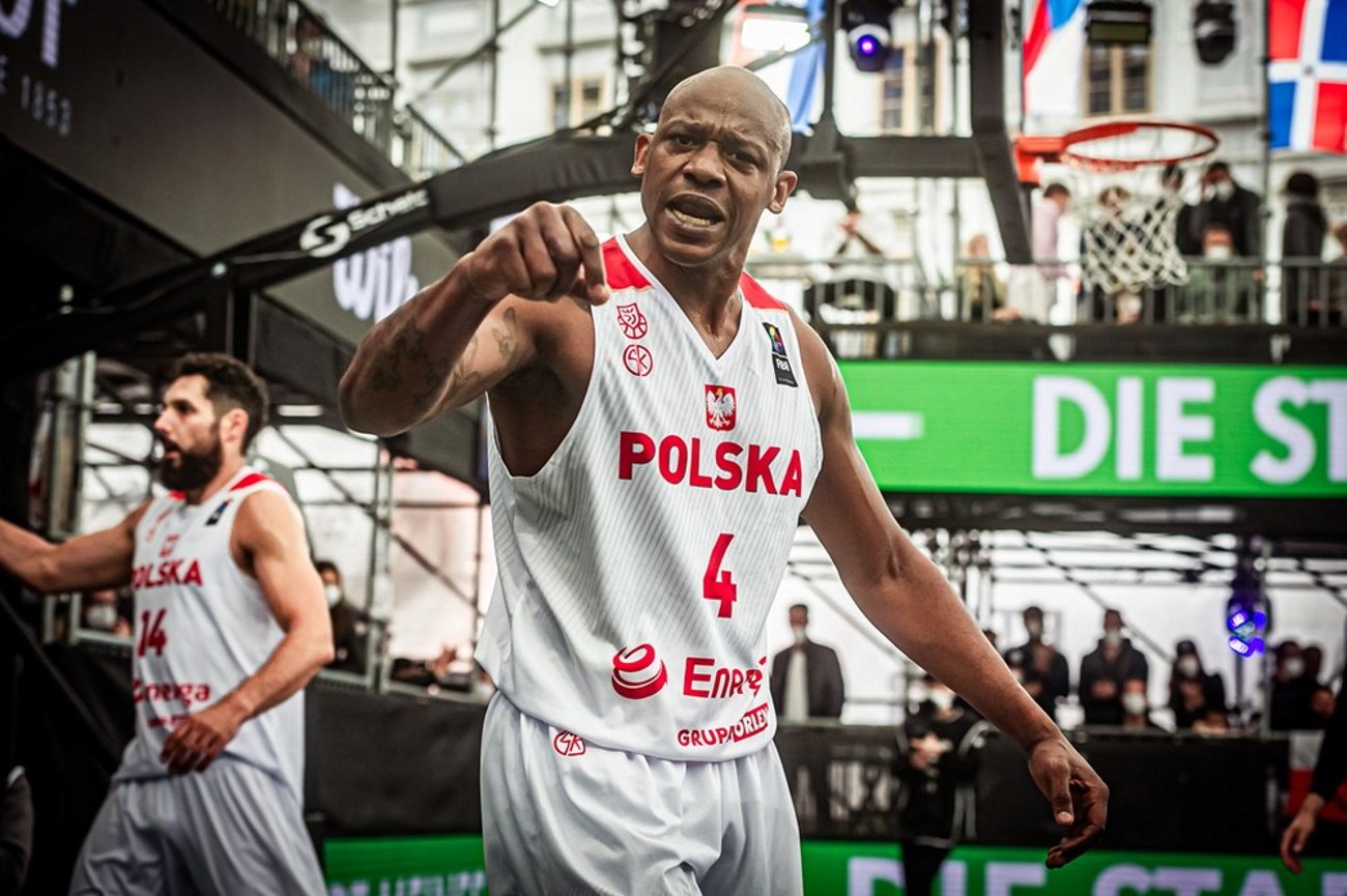 Polscy koszykarze 3x3 mogą wrócić do kraju z medalem olimpijskim z Tokio