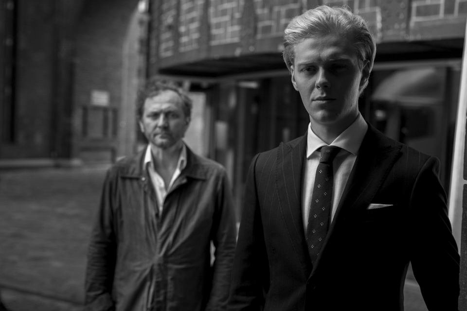 Nowy czarno-biały film z Jakubem Gierszałem w roli głównej udowadnia, że polskie kino artystyczne nie musi być dla snobów.