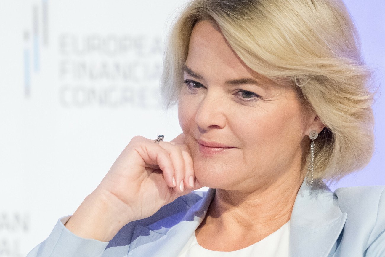 Monika Richardson ostro o cenach w Polsce.