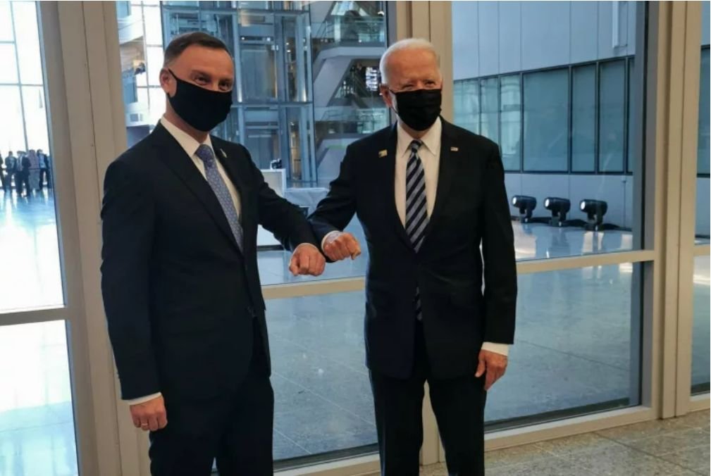 Korespondent RMF FM Paweł Żuchowski przekazał szczegóły dotyczące poniedziałkowego spotkania Andrzeja Dudy z prezydentem Stanów Zjednoczonych Joe Bidenem.