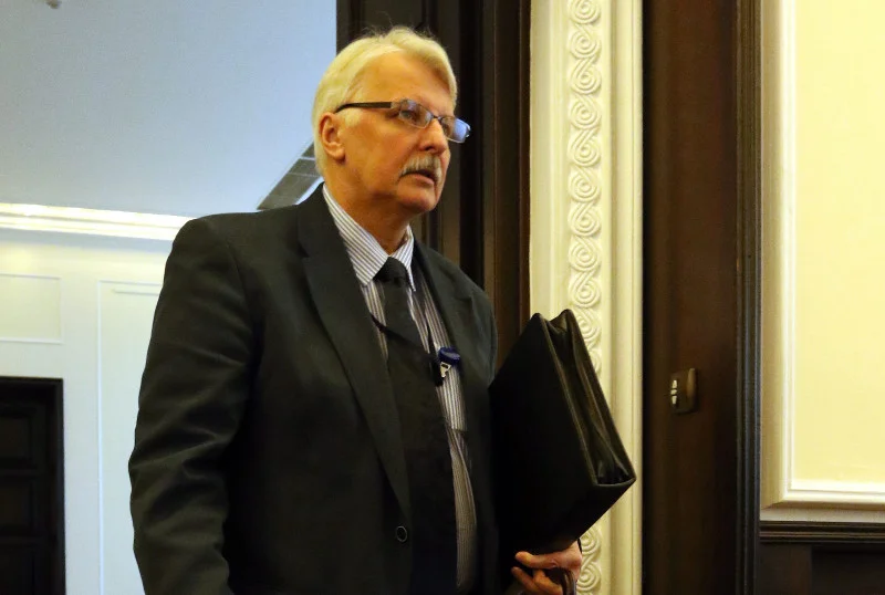 Waszczykowski o zaangażowaniu polskich żołnierzy na Bliskim Wschodzie. "Wsparcie militarne - symboliczne"