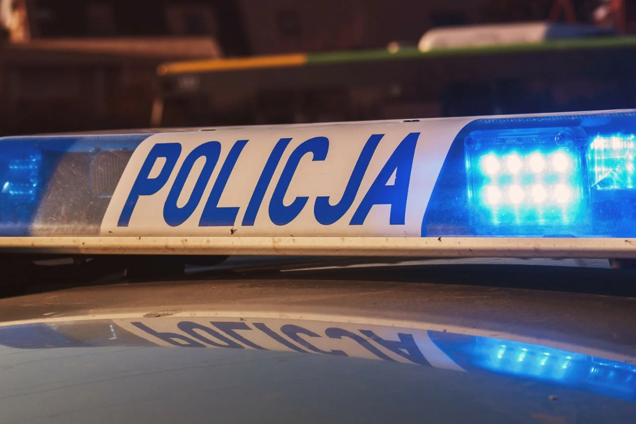 Atak nożownika w Warszawie. Poszkodowany doznał trzech ran kłutych.