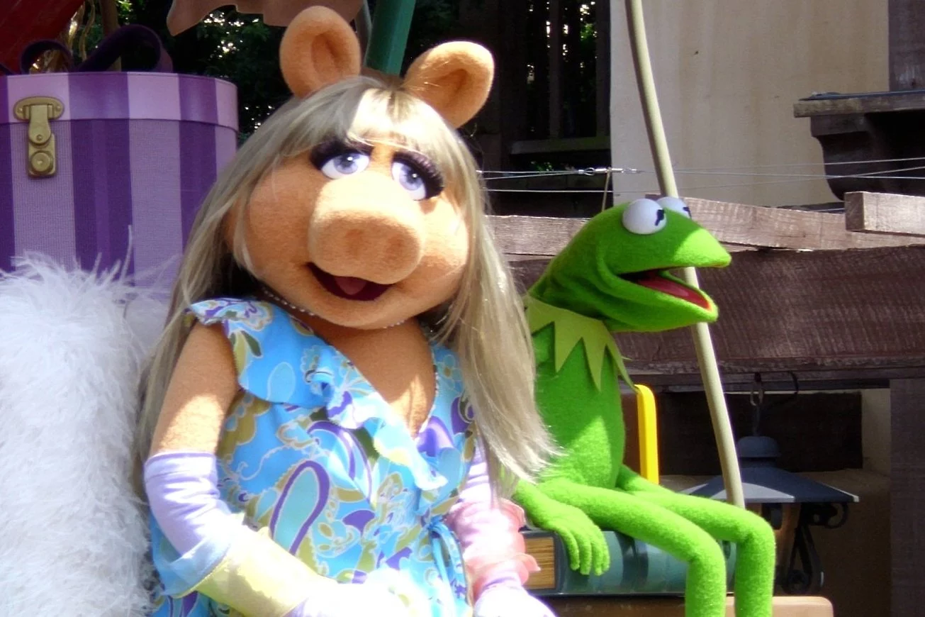 Miss Piggy i Kermit.