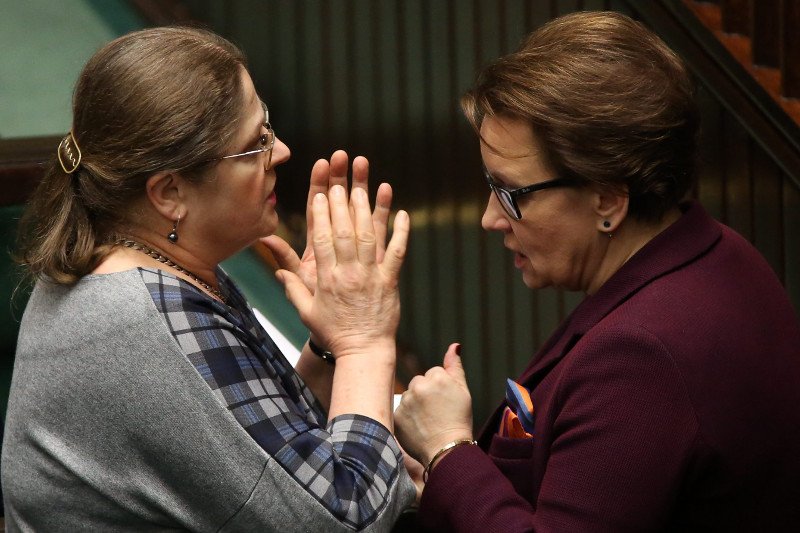 Co z egzaminami w czasie strajku nauczycieli? Krystyna Pawłowicz ma apel do Anny Zalewskiej.