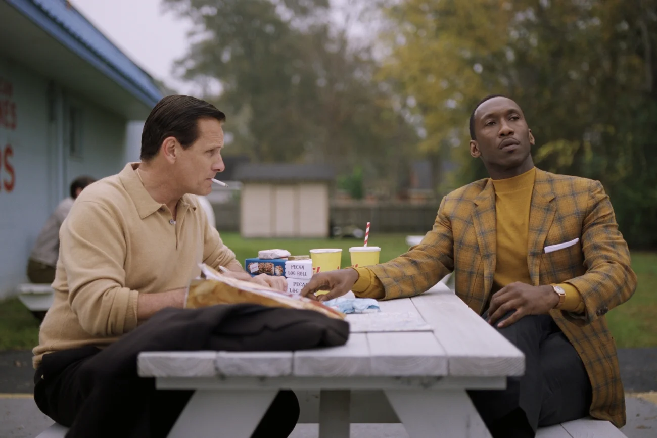 Viggo Mortensen i Mahershala Ali w filmie "Green Book"