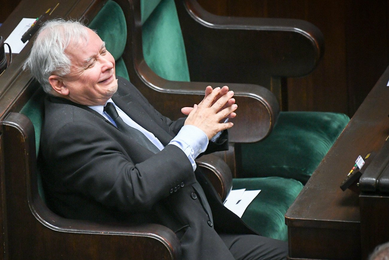 Podliczono zarobki Jarosława Kaczyńskiego na stanowisku wicepremiera ds. bezpieczeństwa.