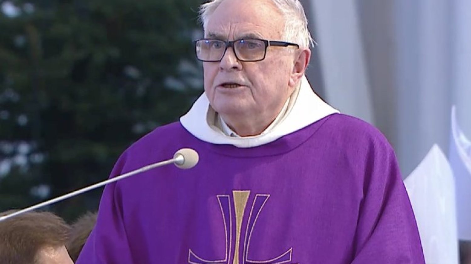 O. Ludwik Wiśniewski był jednym z przemawiających na pogrzebie Pawła Adamowicza. Wzywał m.in. do skończenia z nienawiścią.