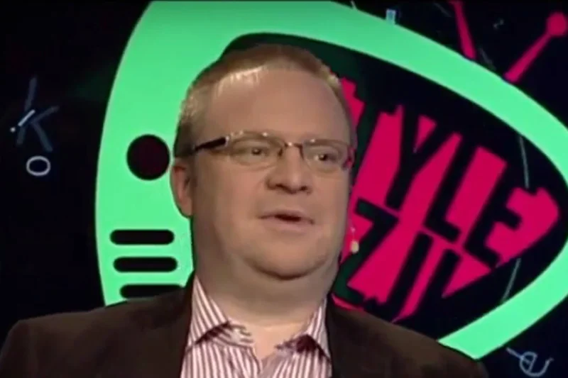 Łukasz Warzecha miał zostać odsunięty od prowadzenia programu "W tyle wizji". To cena, jaką ma płacić za krytykę innych produkcji TVP i działań PiS.