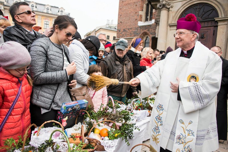 Tradycja święcenia pokarmów pojawiła się w Polsce w XIV wieku.