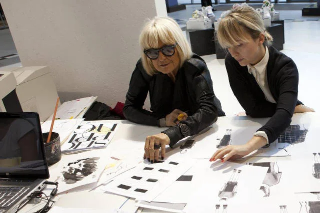 Olka Osadzińska prowadziła warsztaty ilustracji mody w trakcie Art & Festival w Poznaniu wraz z jedną z najsławniejszych projektantek i ilustratorek na świecie – Barbarą Hulanicki