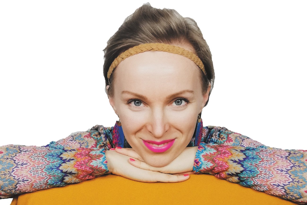 Anna pomaga swoim klientom uporządkować ich domy.