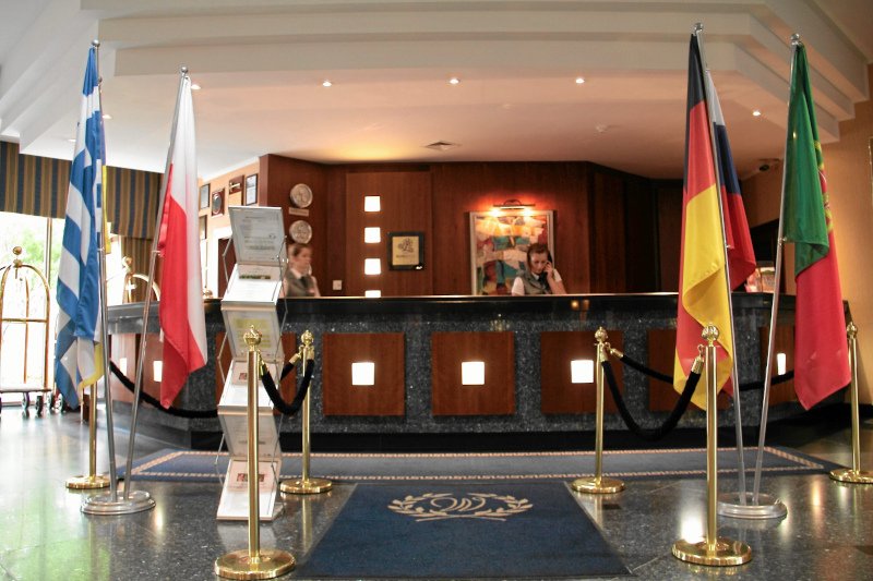 Hotelarze mają swoje sposoby na rządowe obostrzenia.